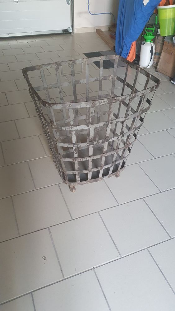 Panier � buches 45 Saint-Hilaire-de-Riez (85)