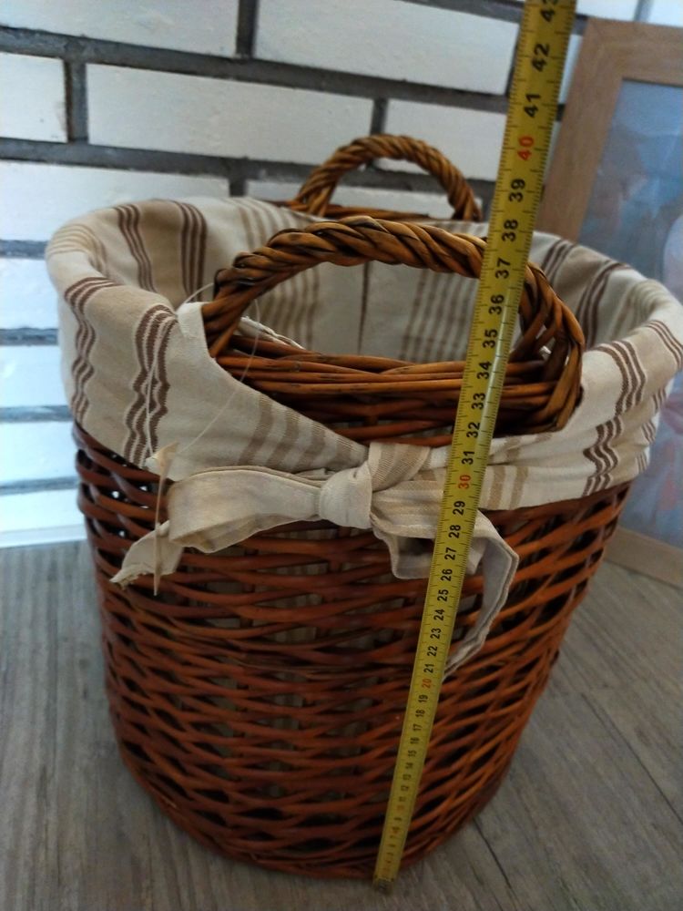 Panier corbeille osier rotin parfait �tat 10 Cheny (89)