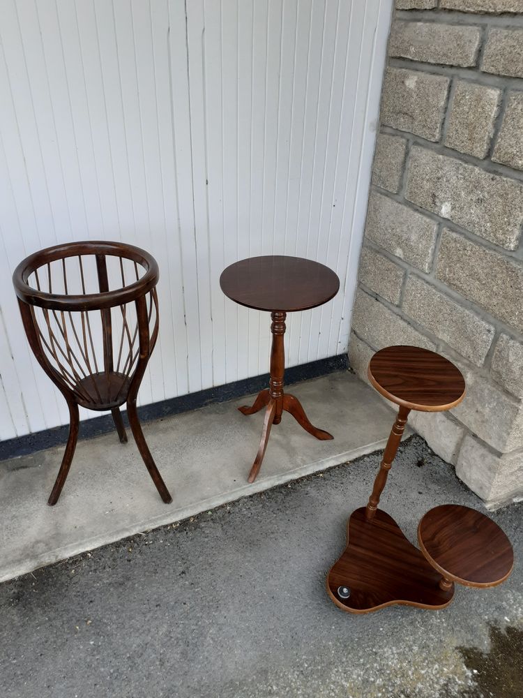 panier � couture ancien et gu�ridon
sellette offerte 22 Montlu�on (03)