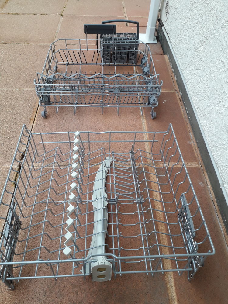 Paniers lave-vaisselle 100 Saint-Cyprien (24)