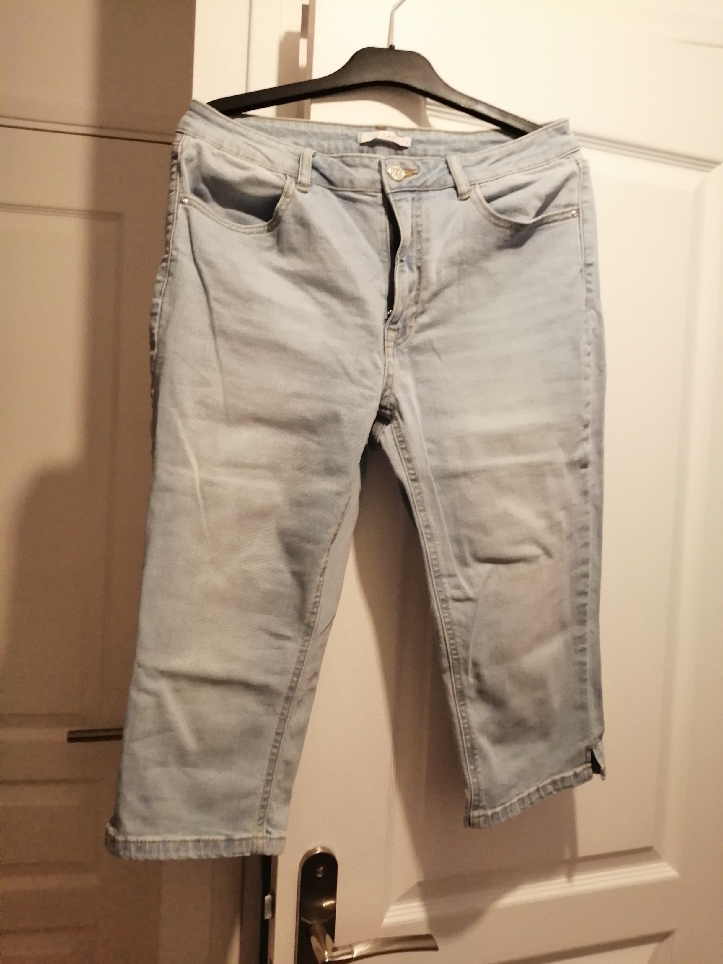 Pantacourt en jean clair femme camaieu 10 M�zy-sur-Seine (78)