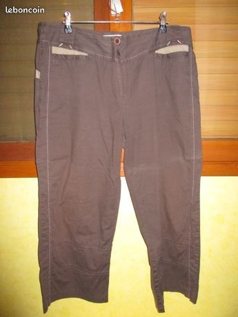 pantacourt marron bon �tat  TAILLE XXL / 44 / 46
0 M�rignies (59)