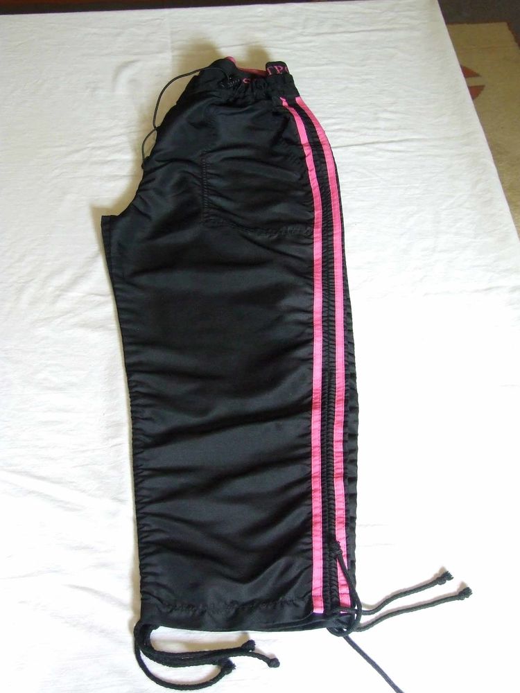 Pantacourt sport, Noir et rose, Taille 1 (14�ans) TBE 5 Bagnolet (93)