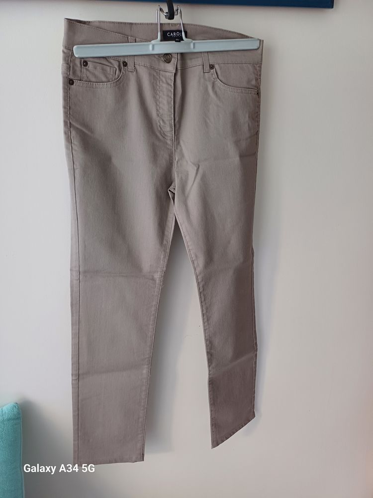 Pantalon beige marque Caroll 14 Boulazac (24)