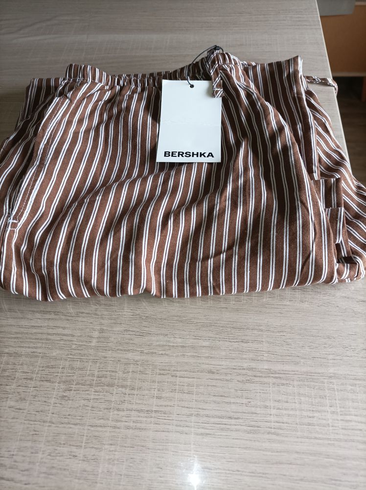 Pantalon BERSCHKA  femme 25 Avignon (84)