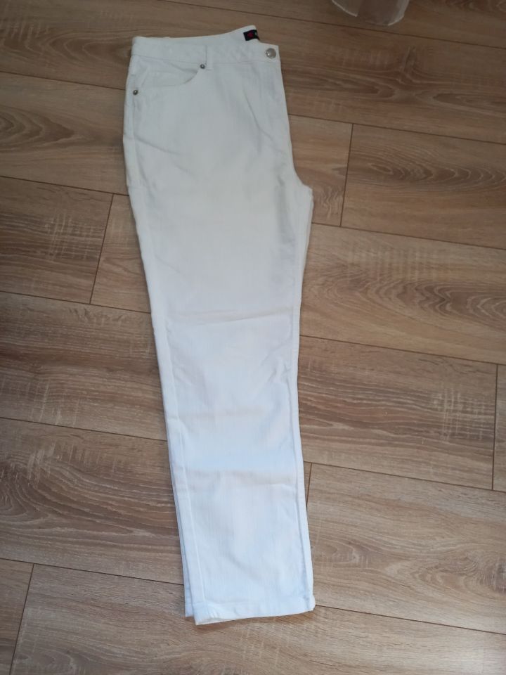 Pantalon blanc marque Bleu de Sym taille 46 15 Villiers (86)