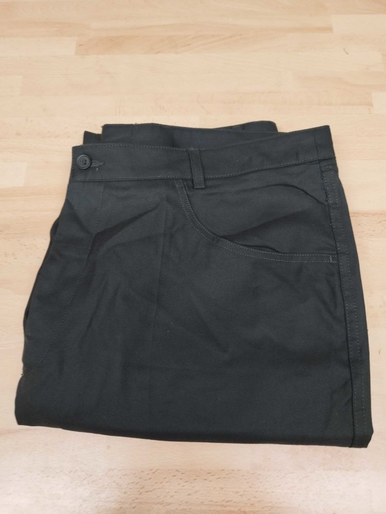 Pantalon classique taille 44 15 Villiers-sur-Marne (94)