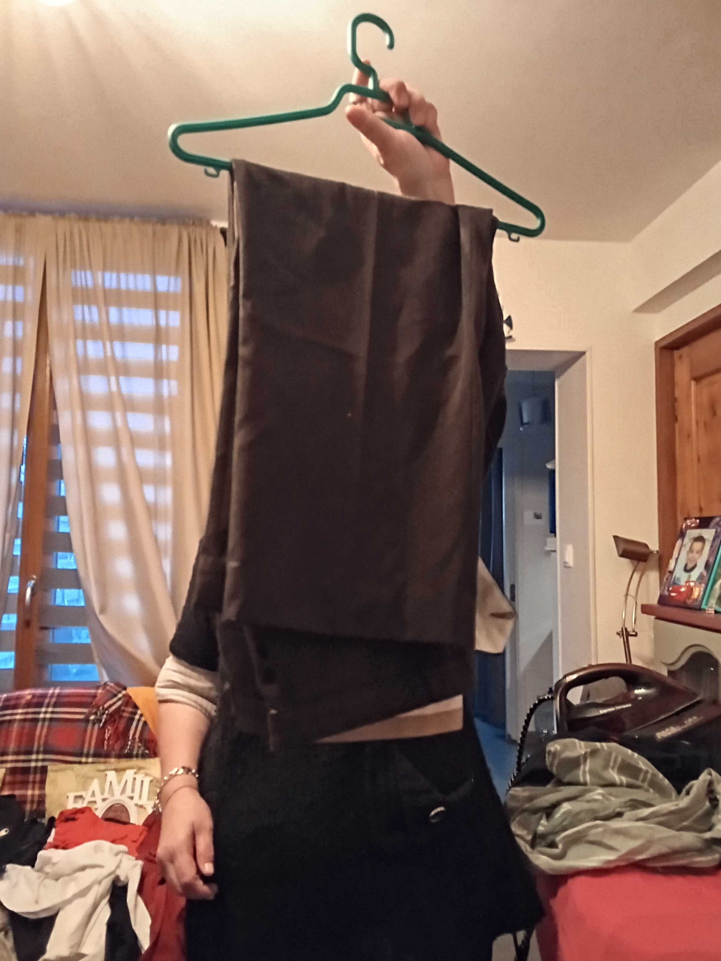 PANTALON DE COSTUME TAILLE 54. 8 �taples (62)