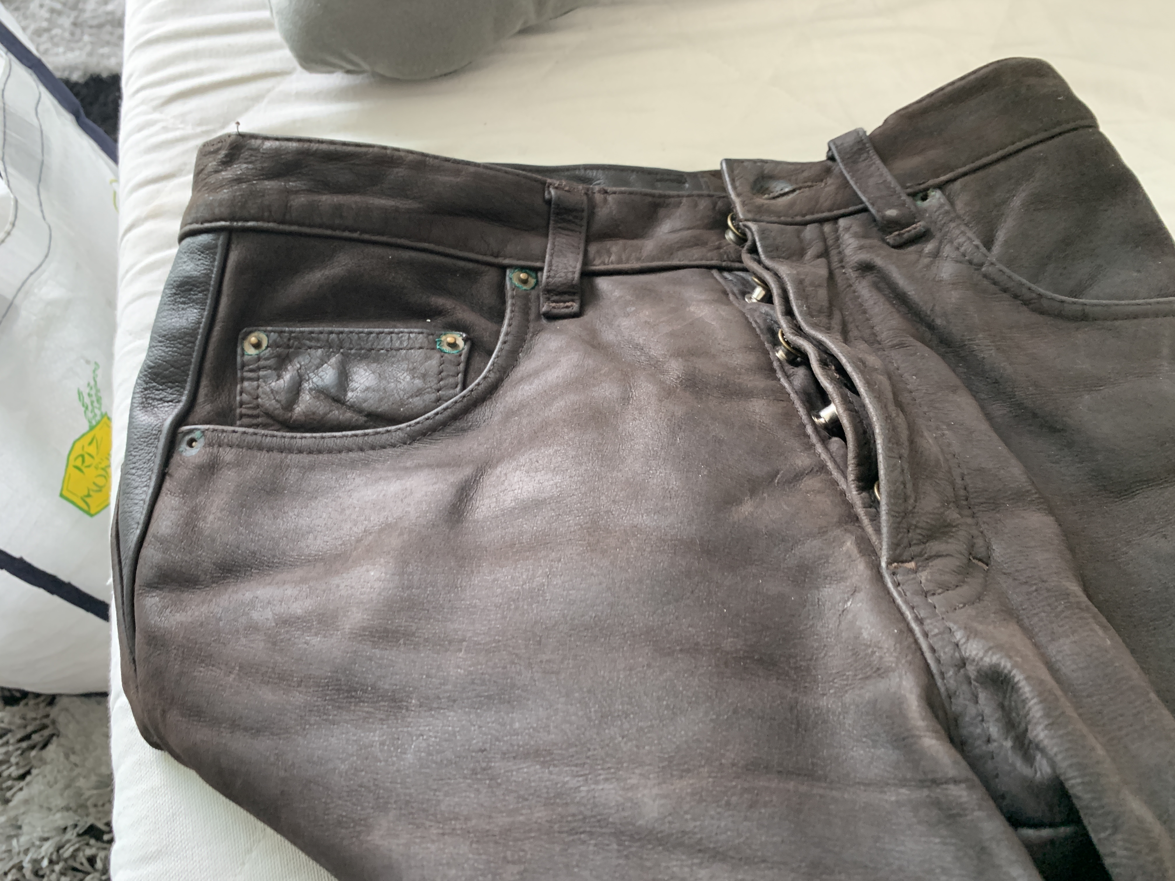 Pantalon coupe 501 cuir retourn� 100 Rivesaltes (66)