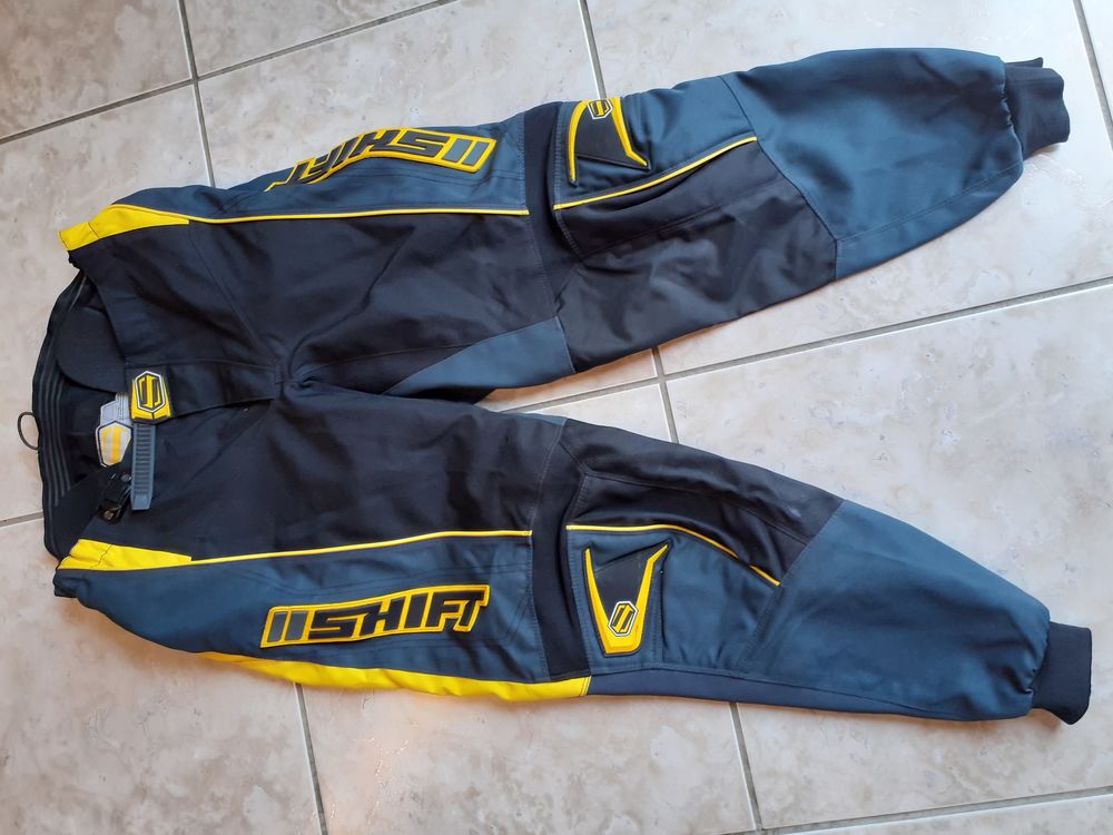 Pantalon Cross   Shift   Adulte : Taille 34 59 La Fert�-Alais (91)