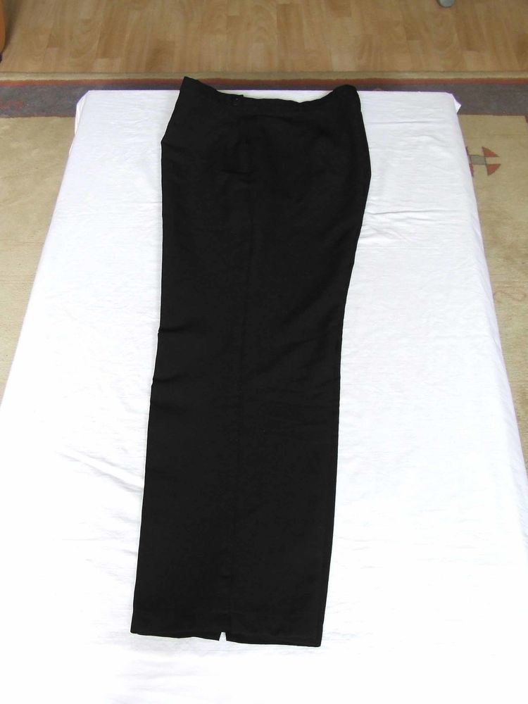 Pantalon droit fluide, Noir, T. 44, TBE 7 Bagnolet (93)