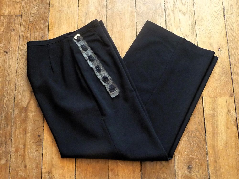 Pantalon Droit Noir en 98% Viscose- Taille XS- Biche de B�re 85 Paris 15 (75)