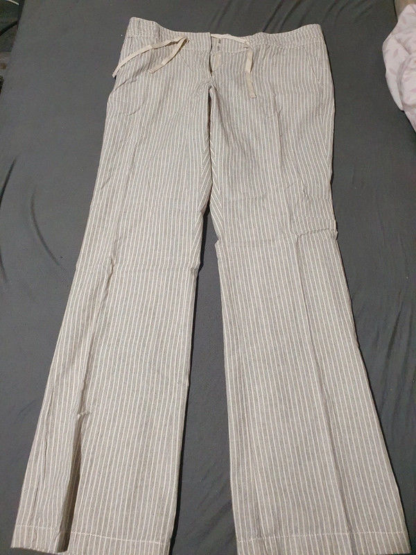 Pantalon gris cr�me - kiabi ? 44 4 Aubvillers (80)