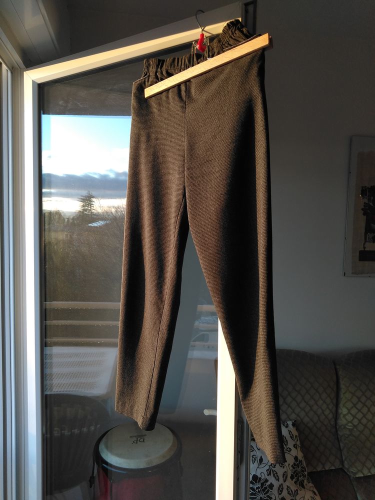 Pantalon gris fonc� 10 Mont�limar (26)