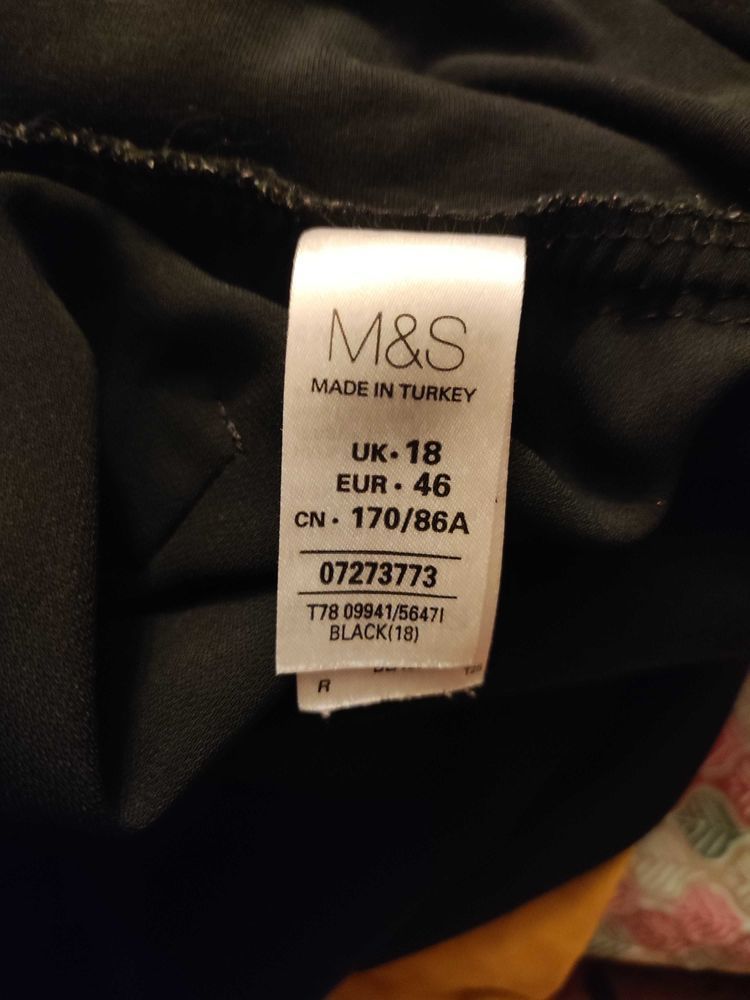 Pantalon de grossesse taille 46 M& Spencer. 55 Verneuil-sur-Seine (78)