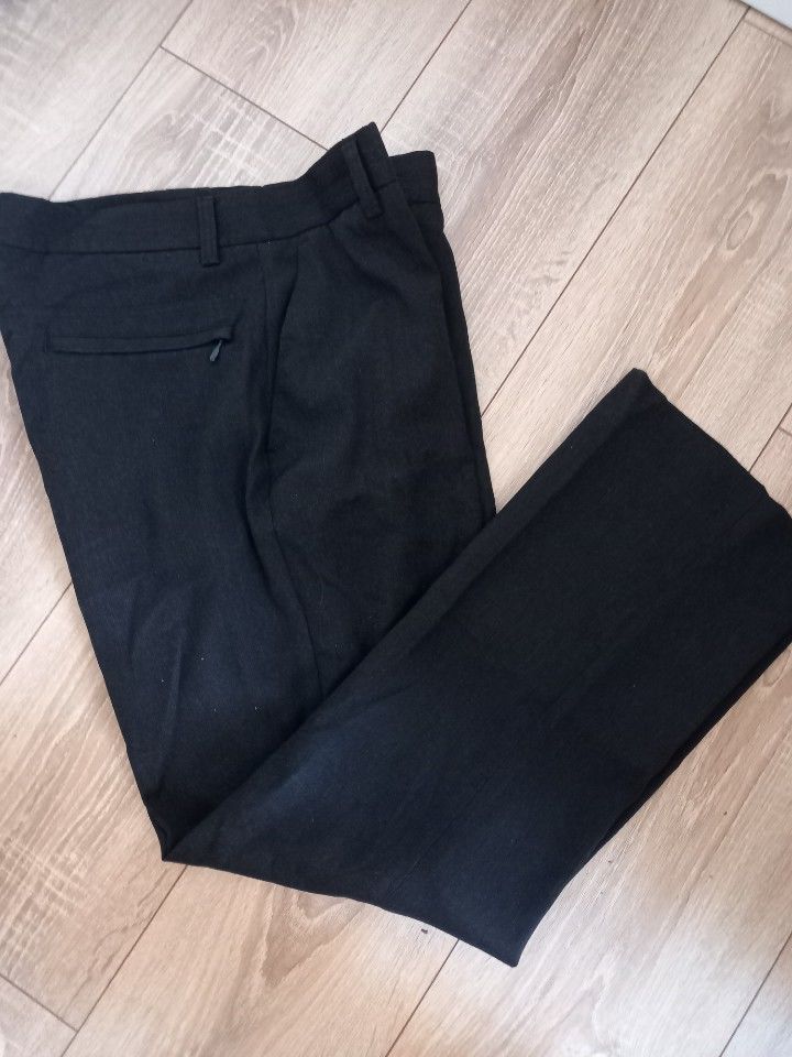 Pantalon homme marque Cerrer noir taille 42 20 Villiers (86)