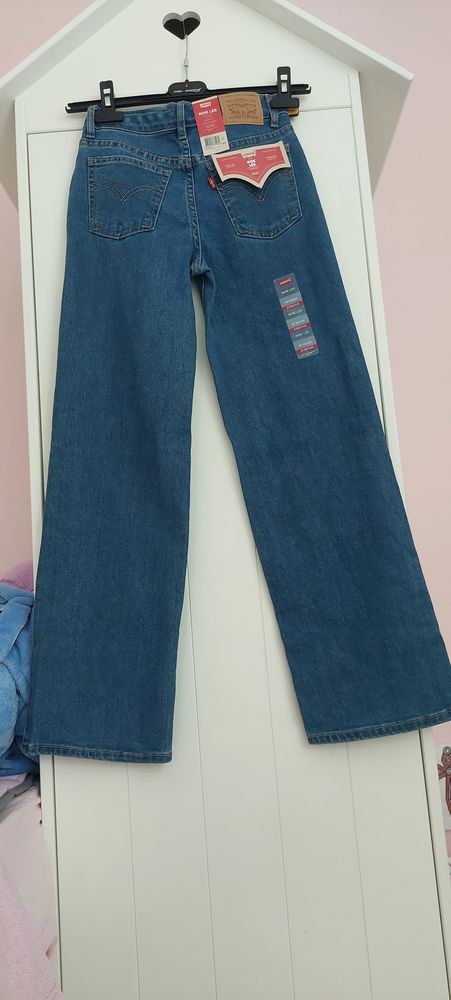 Pantalon jean baggy Levi's
wide leg 10 ans 50 Le Plessis-Tr�vise (94)