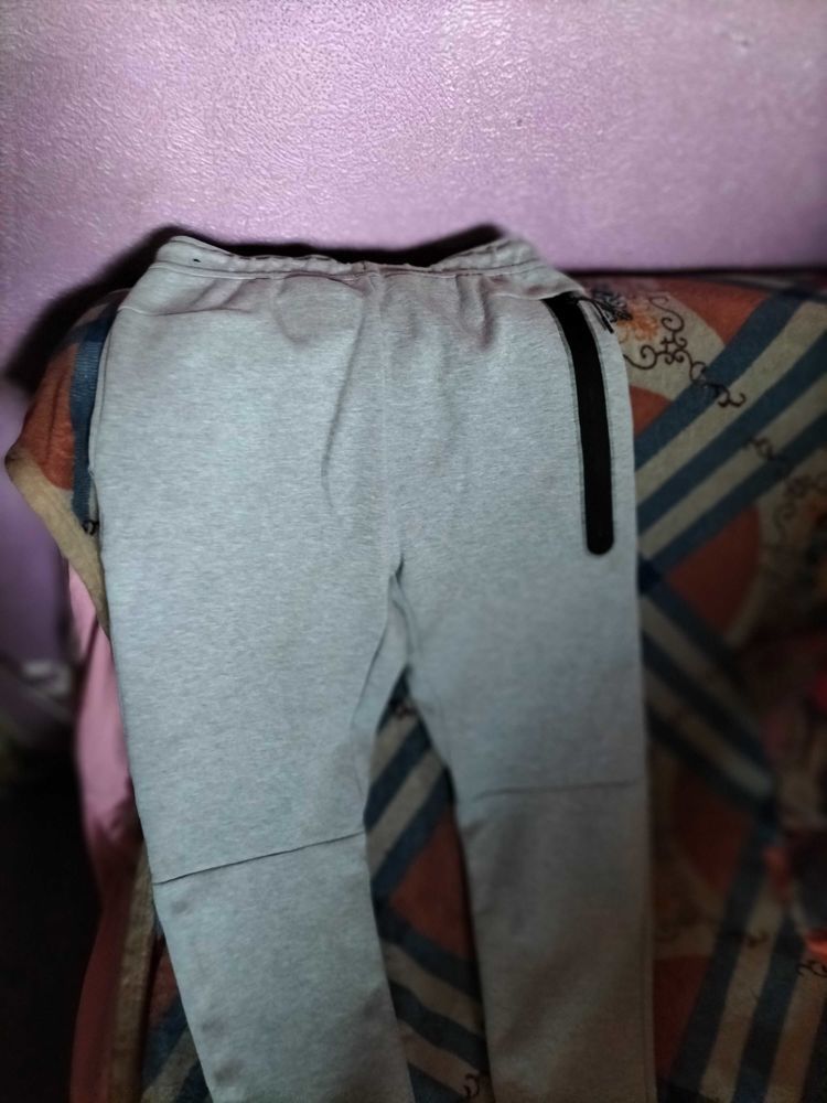 pantalon jogging Nike taille S tr�s bon �tat 17 Cachan (94)