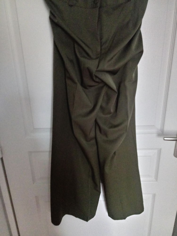 Pantalon large 25 Saint-P�e-sur-Nivelle (64)