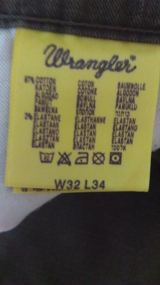 pantalon de la marque Wangler 8 Berteaucourt-l�s-Thennes (80)