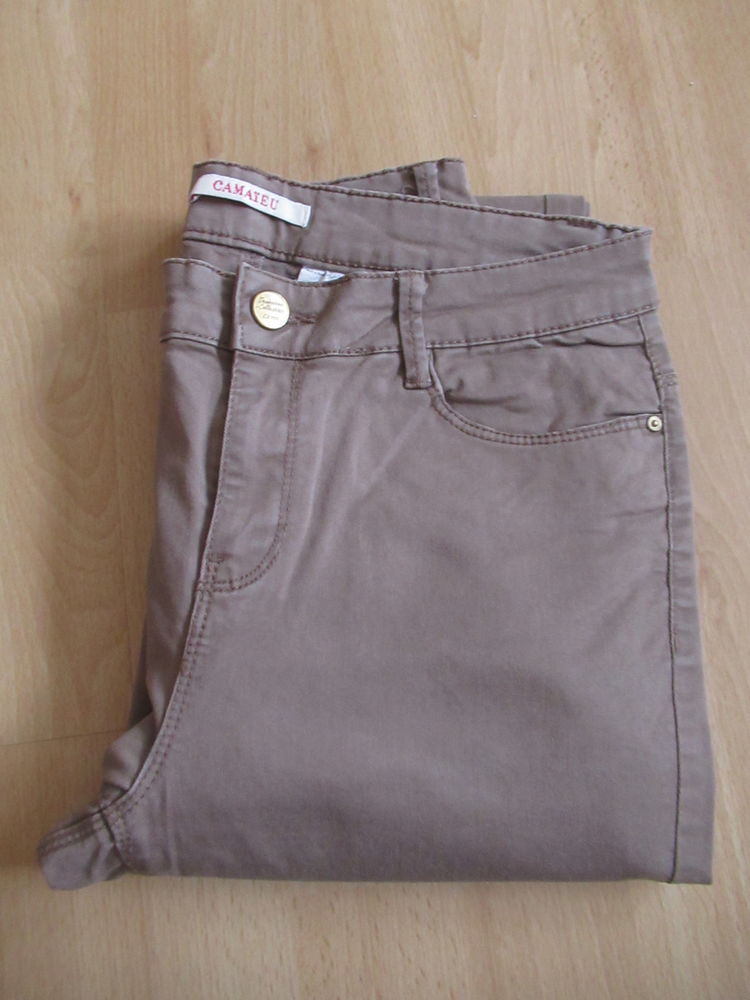 Pantalon marron clair - Camaïeu - Taille 38 4 Livry-Gargan (93)