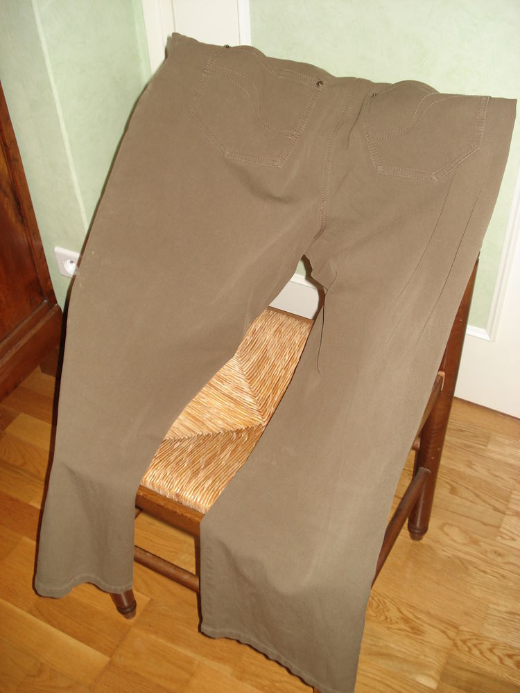 pantalon marron porter une seule fois 3 M�rignies (59)