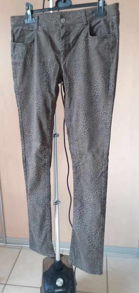 pantalon motif l�opard 15 Saint-R�my-de-Provence (13)