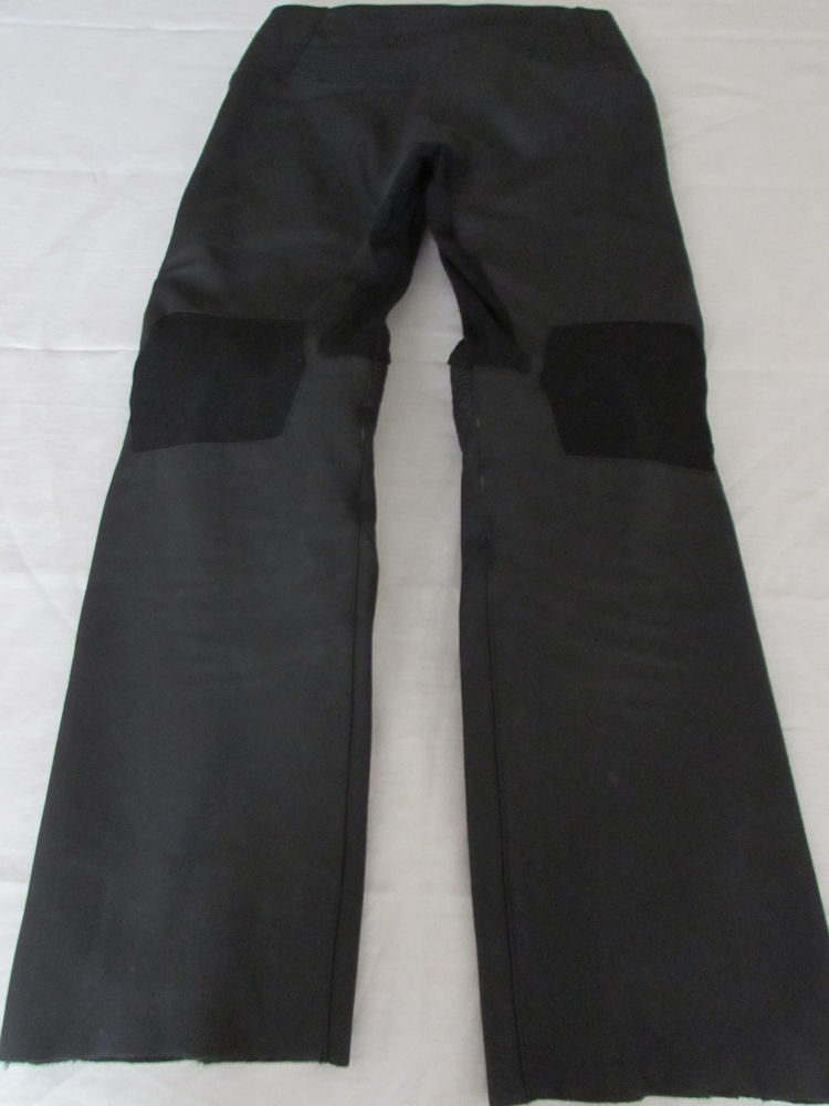 Pantalon de moto ICON cuir noir
150 Capestang (34)
