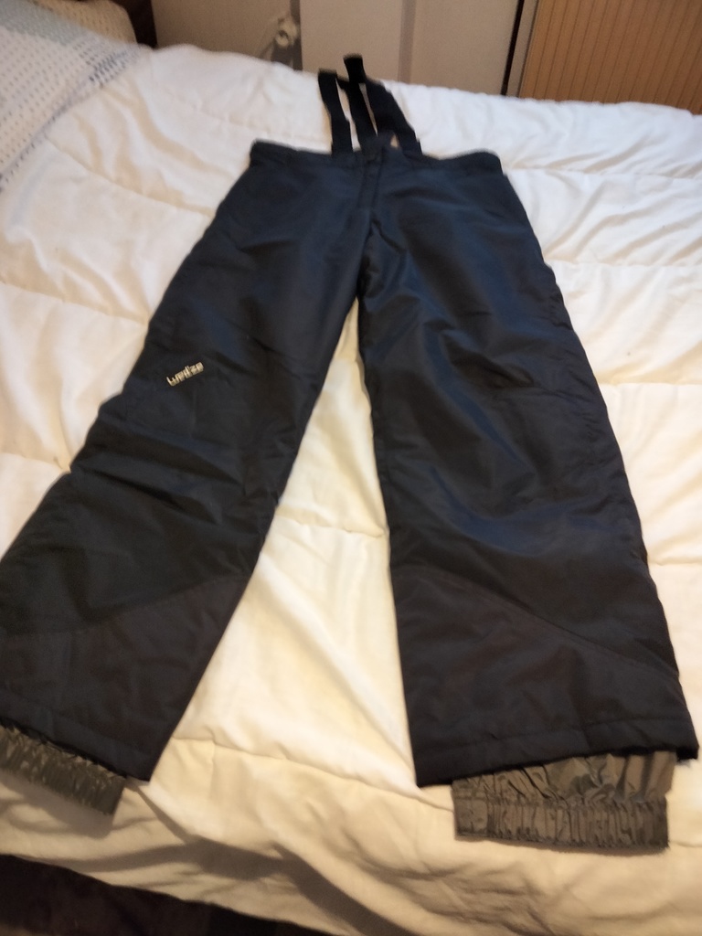 Pantalon de ski noir avec bretelles 15 Wormhout (59)