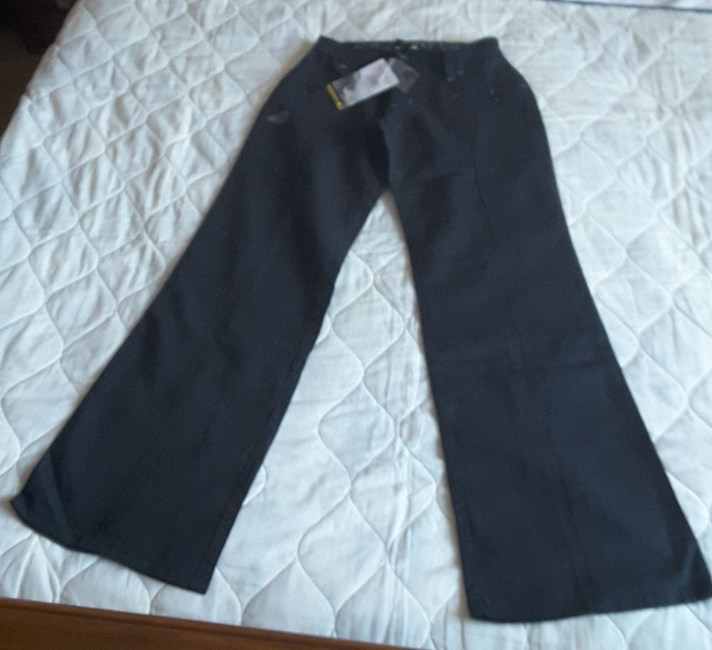Pantalon noir neuf. Femme XS. Coton et lin. So�ruz 13 Limoges (87)
