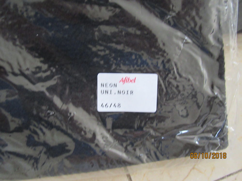 Pantalon noir 40 Allennes-les-Marais (59)