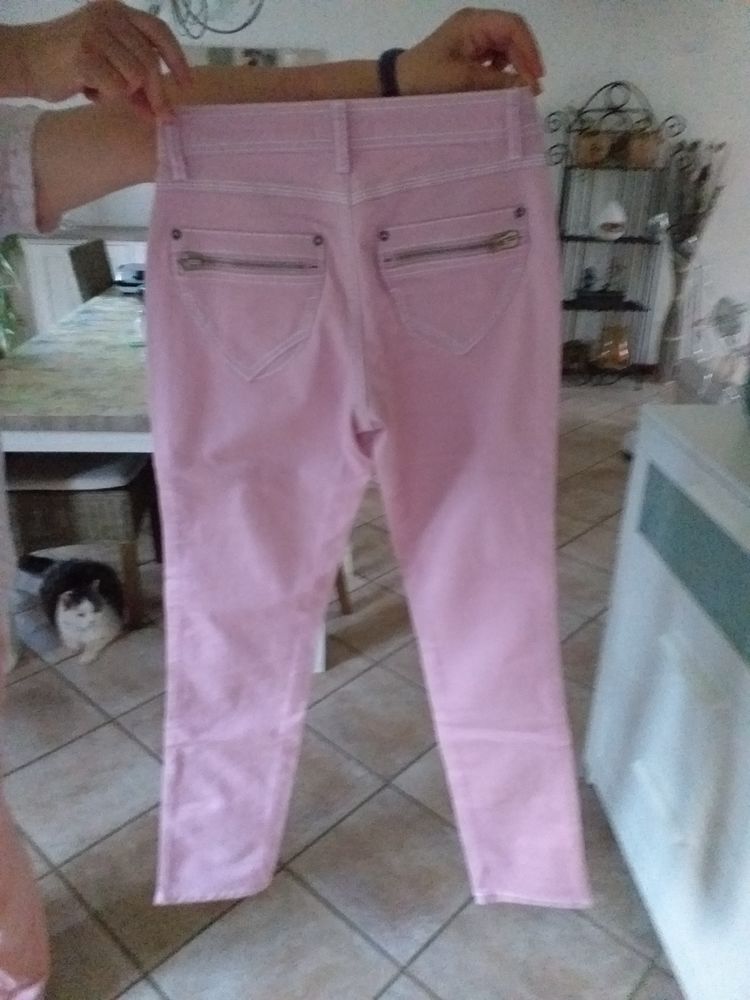Pantalon rose 15 Les Hautes-Rivi�res (08)