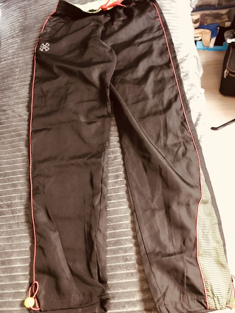 PANTALON DE SPORT LEGER Taille M DYNAWORK 14 Saint-Genis-Laval (69)