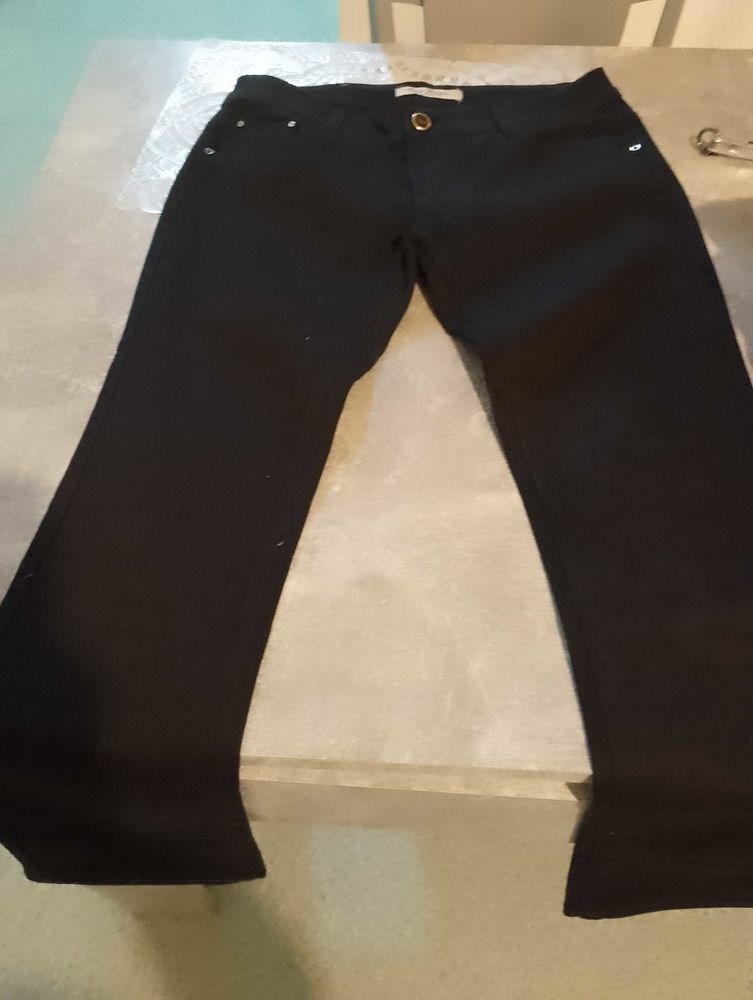 Lot pantalon taille 42 40 Vitr� (35)