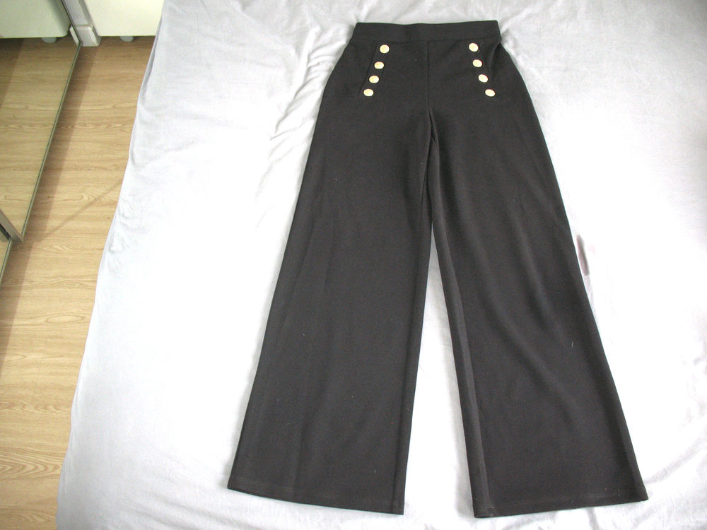 Pantalon H&M taille XS
5 Saint-Cloud (92)