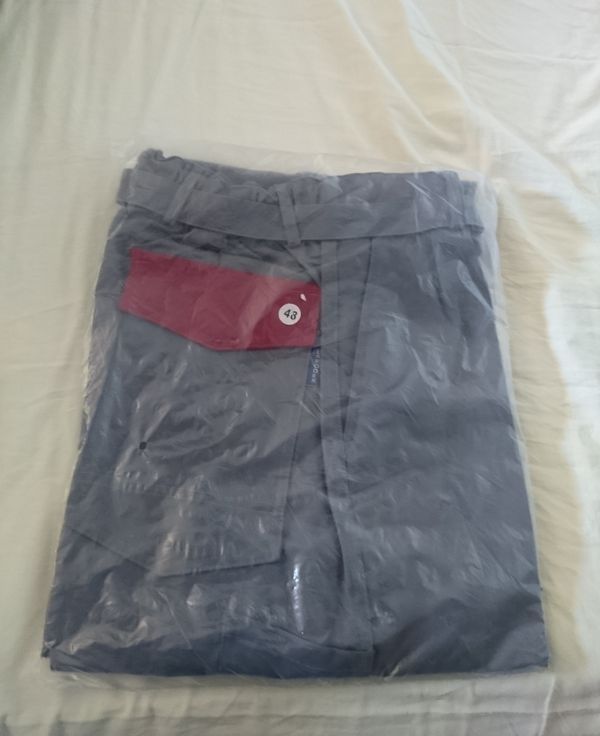 PANTALON DE TRAVAIL taille 48 14 Biache-Saint-Vaast (62)