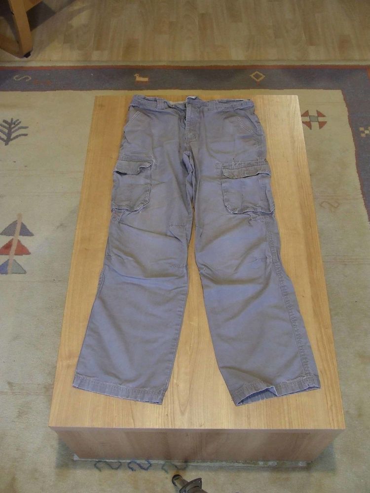 Pantalon de trek voyage. QUECHUA . Gris clair. T. 42 3 Bagnolet (93)