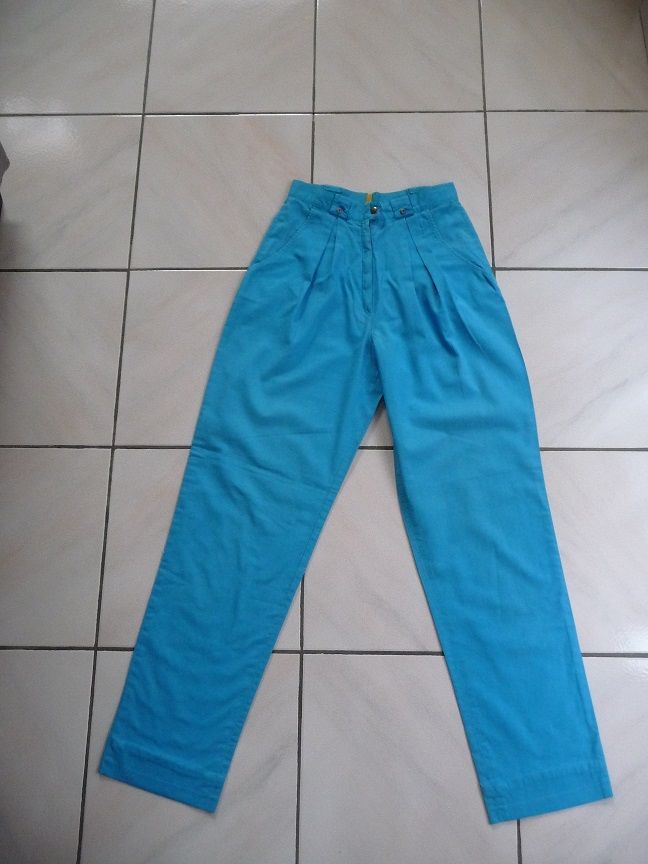 Pantalon Turquoise Taille 36 10 Celles-sur-Belle (79)