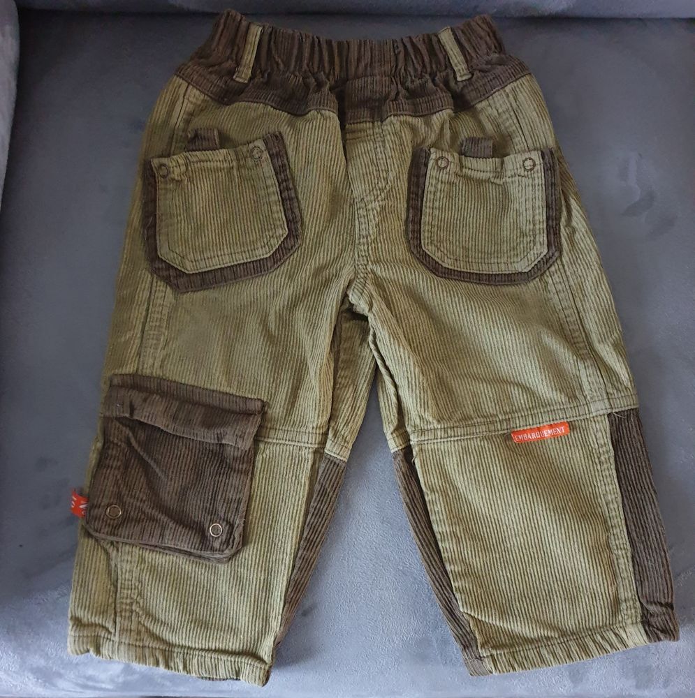 Pantalon vert kaki en  velours c�tel� ?18 mois 2 Limoges (87)
