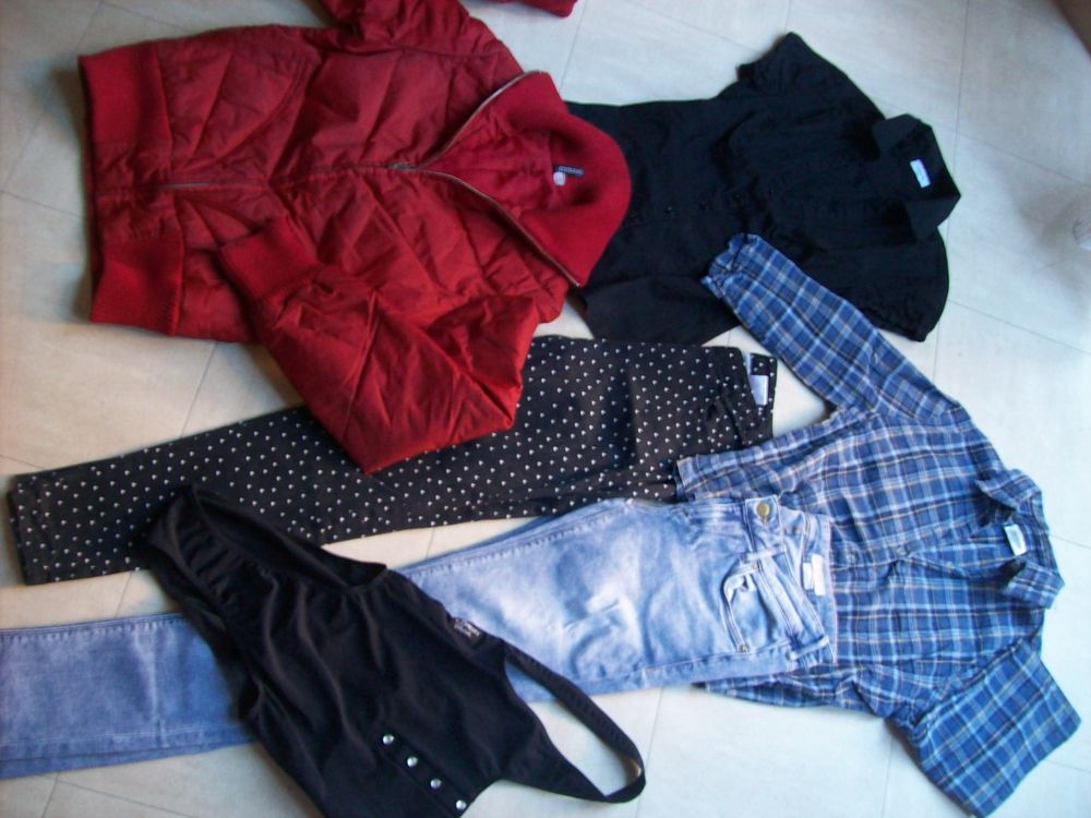 2 pantalons,chemisiers, maillot, parka - 34 - zoe 0 Martigues (13)