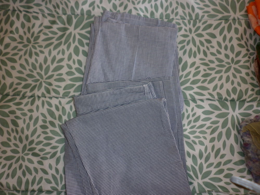 2 pantalons de cuisine ROBUR taille 40 les deux 10€ 10 La Seyne-sur-Mer (83)