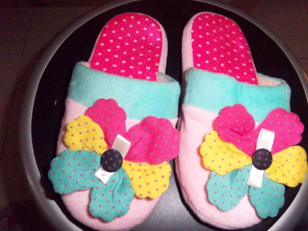 Pantoufles fille T30-31 1 Bossay-sur-Claise (37)