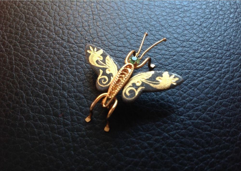 PAPILLON BROCHE DAMASC�NE de TOL�DE FLEURS AILES Envoi possi 9 Tr�gunc (29)