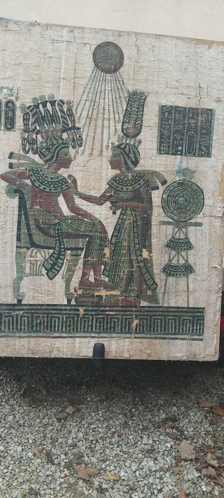 Un papyrus fait �  la main par moi-m�me, mesurant 150 x 110 cm, en tr�s bon �tat. 1985 3900 Courgivaux (51)