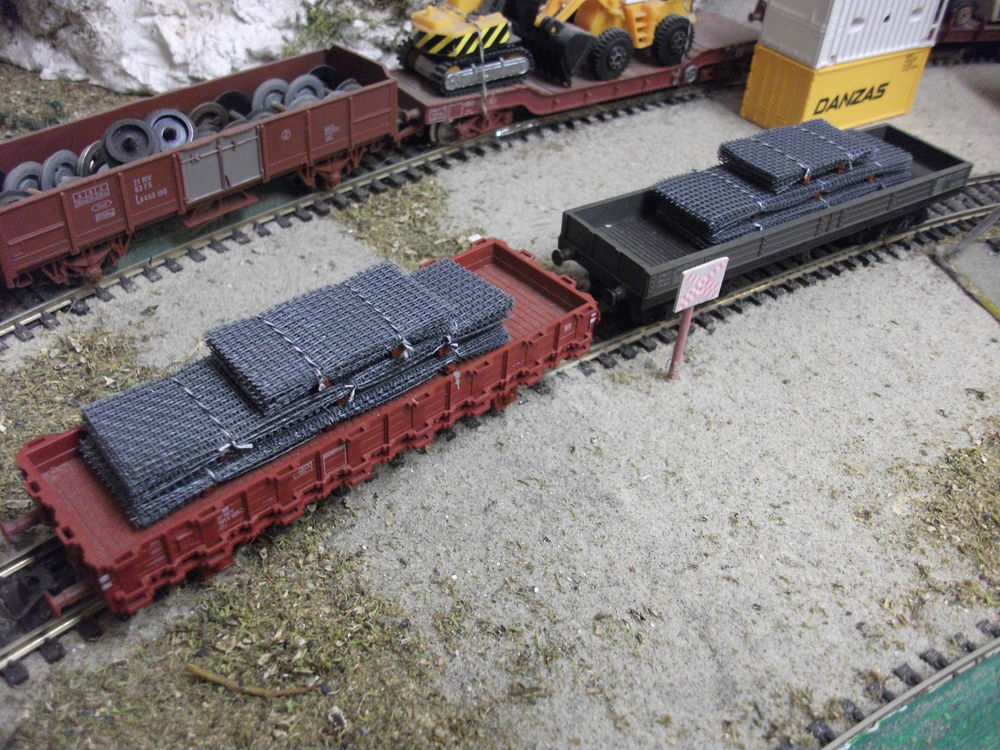 6 PAQUETS DE TREILLIS EN HO POUR WAGONS OU AUTRE 8 H�nin-Beaumont (62)