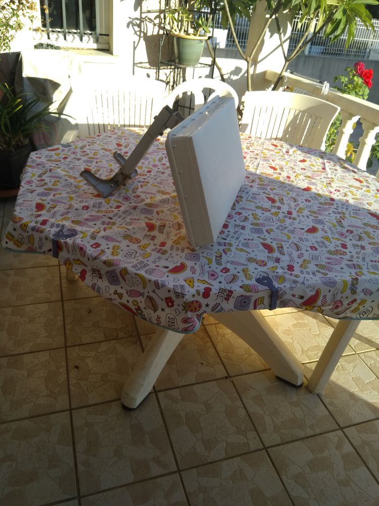 parabole plate NEOVIA satellite pour t�l� 20 Mauguio (34)