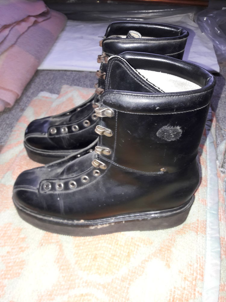 PARABOOT - Pilote - 1989 45 La Tour-de-Salvagny (69)