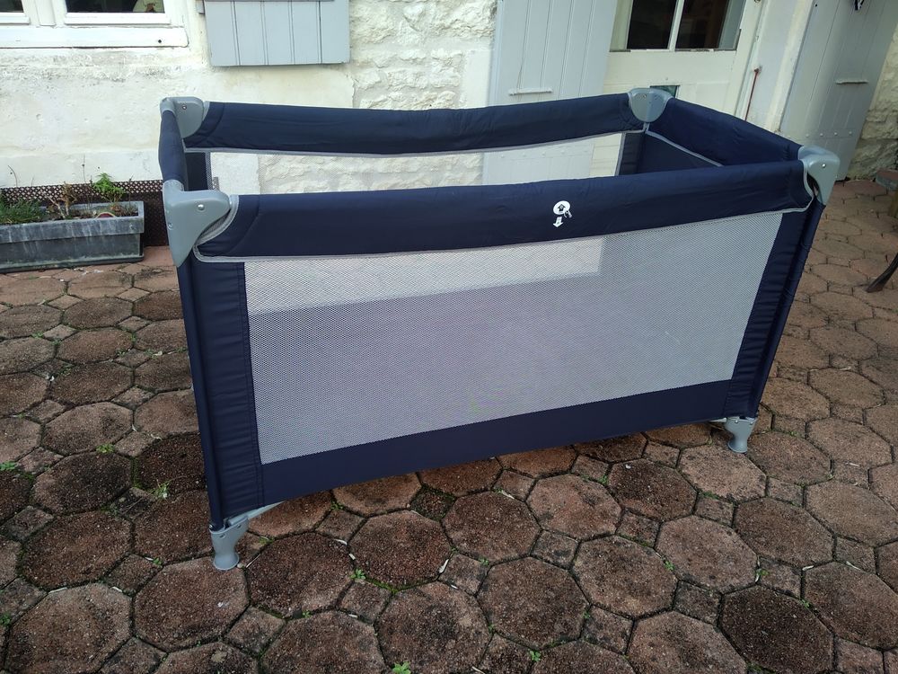 Lits Bebe Occasion En Charente Maritime 17 Annonces Achat Et Vente De Lits Bebe Paruvendu Mondebarras