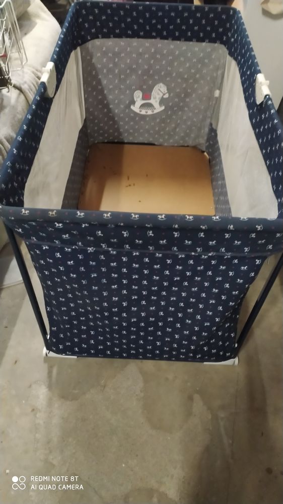 lit parapluie b�b� 20 Argel�s-sur-Mer (66)