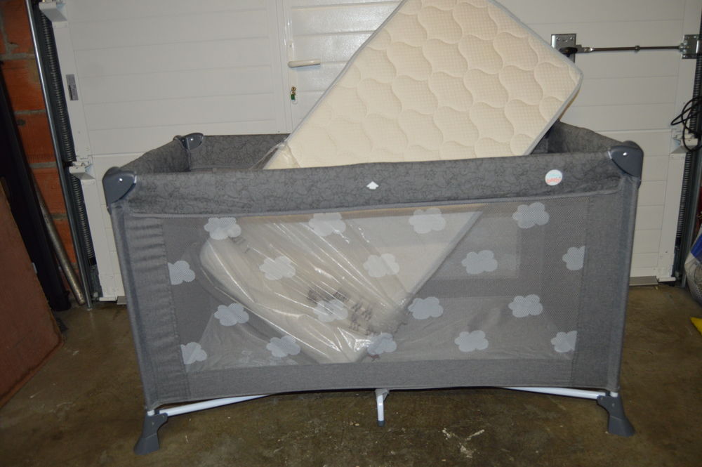 Lit parapluie 55 Laon (02)